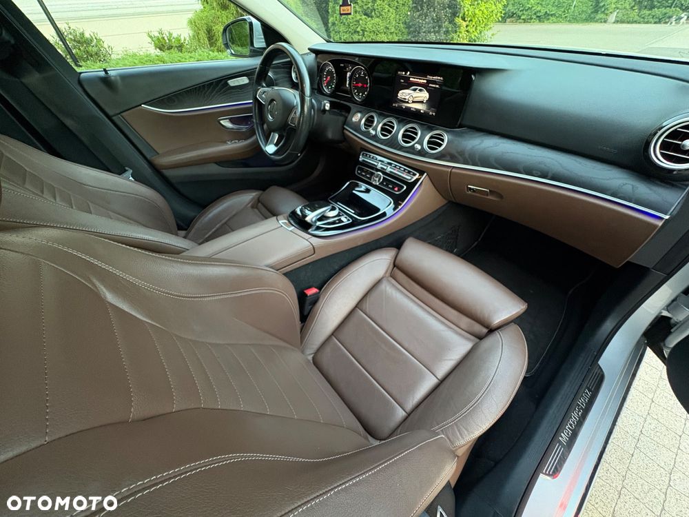 Mercedes-Benz Klasa E 220 d 9G-TRONIC - 5