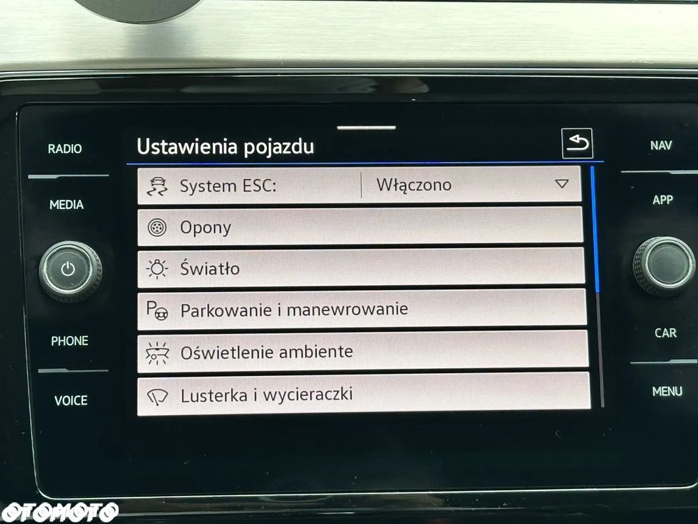 Volkswagen Passat 2.0 TDI 4Mot Elegance DSG - 17