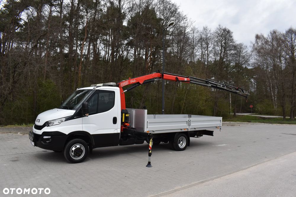 Iveco 35C16 HDS/ ŻURAW FASSI F40 STEROWANIE RADIOWE/NISKI PRZEBIEG - 1