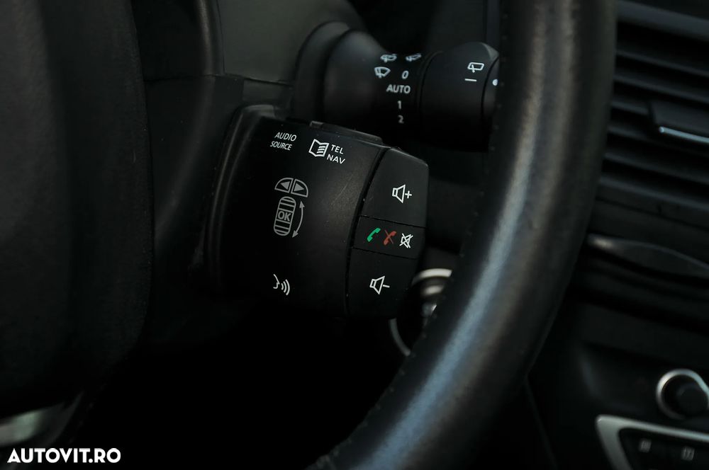 Renault Laguna ENERGY dCi 130 FAP Start & Stop Bose Edition - 16