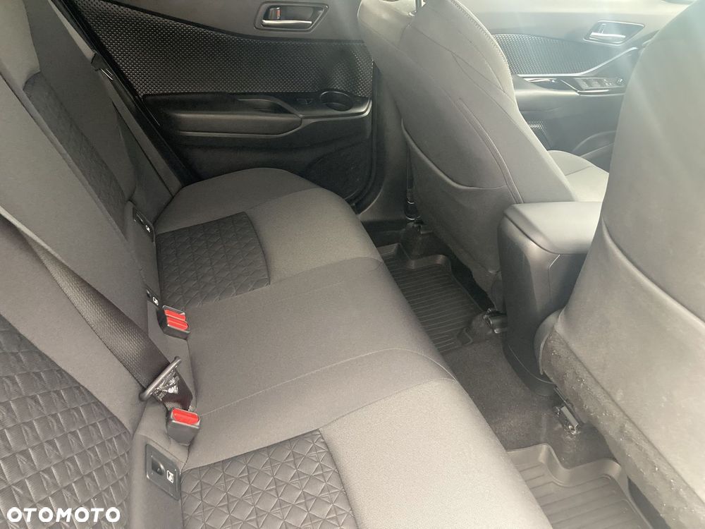Toyota C-HR 1.2 T Style - 10
