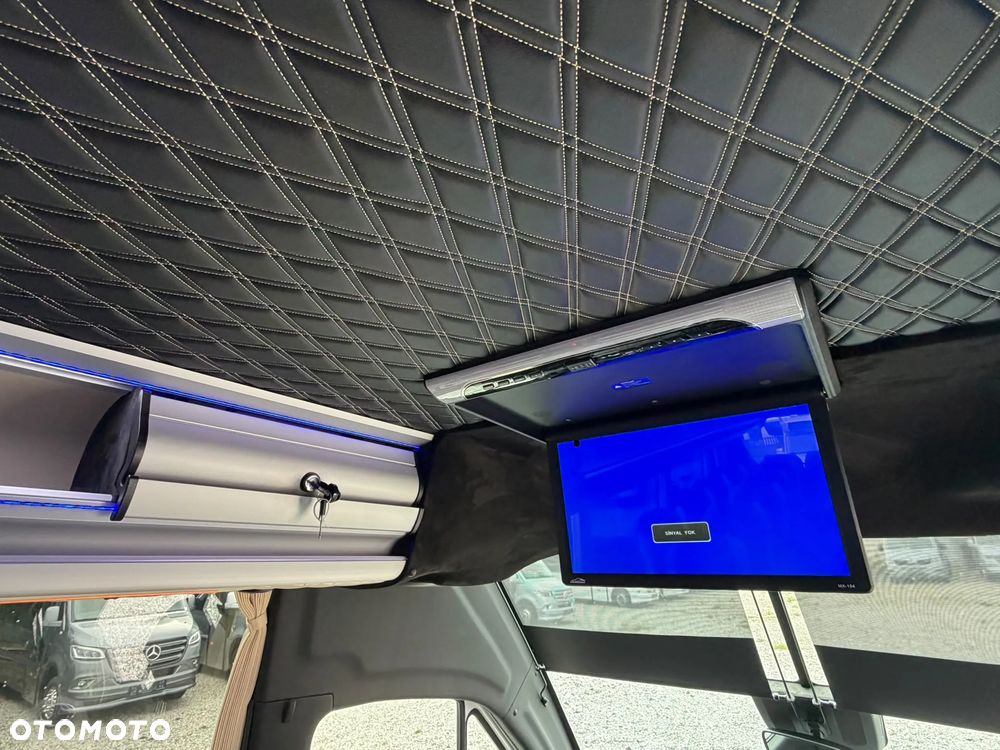 Mercedes-Benz Sprinter 519 - 27