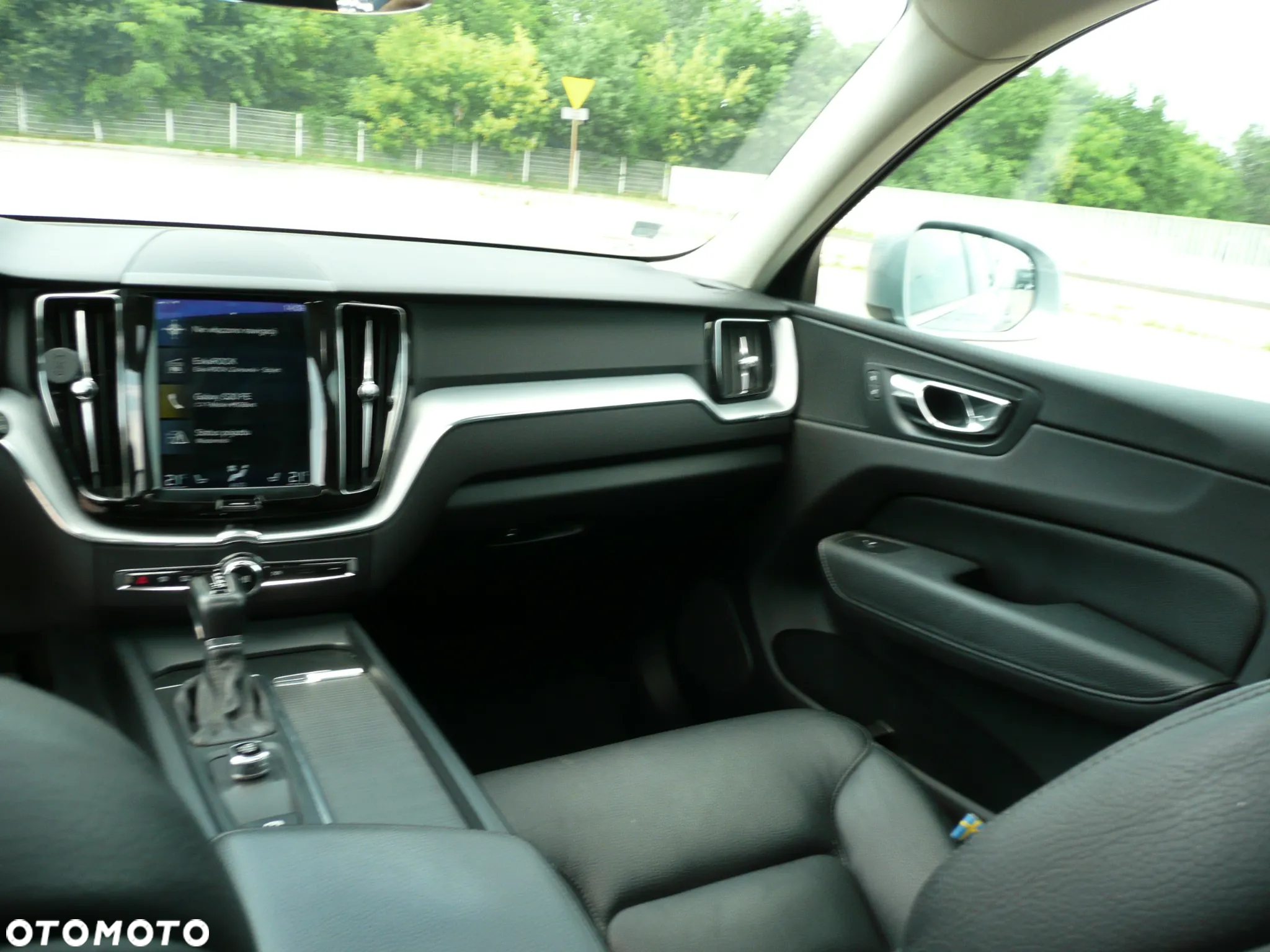 Volvo XC 60 T6 AWD Momentum - 18