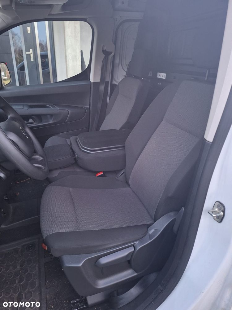 Citroën E BERLINGO - 8