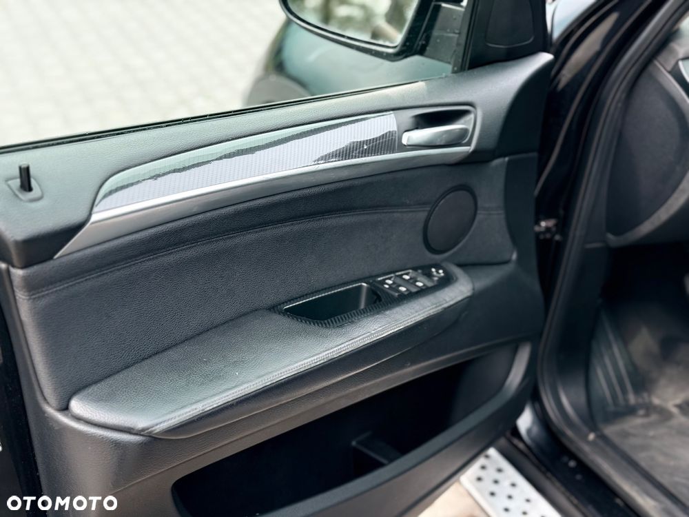 BMW X5 xDrive35d - 12