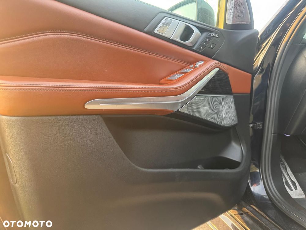 BMW X7 M50d sport - 19