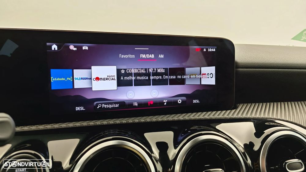 Mercedes-Benz CLA 250 e Shooting Brake Style Plus - 18