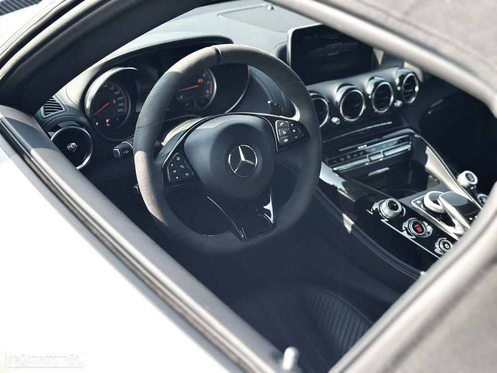 Mercedes-Benz AMG GT Roadster - 31