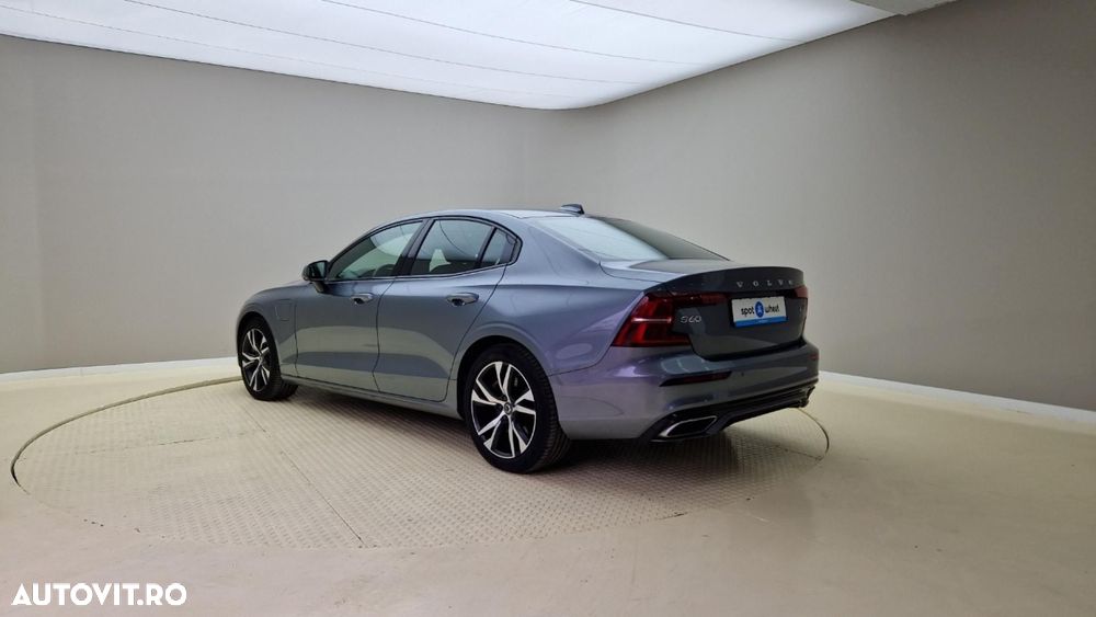 Volvo S60 T5 AWD R-Design - 8