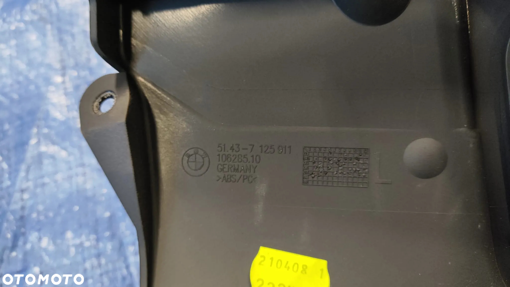 CZĘSCI ELEMENT ELEMENTY PLASTIK PLASTIKI SCHOWEK POKROWIEC DACHU POKRYWA OSŁONA KAPOTAŻU MECHANIZMU DACHU LEWA PRAWA OSŁONA RYNIENKI ODPŁYWOWEJ PAŁĄKA ZAGŁÓWKA USZCZELKA POKRYWY SKŁADANEGO DACHU LISTWA ZAŚLEPKA 7046400 7124911 7124913 7124912 7066142 7126185 7125912 7125911 8268954 8239238 8236837 BMW E64 LCI LIFT - 12