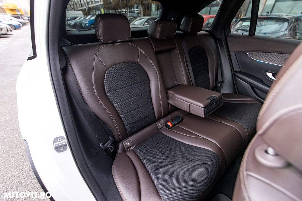 Mercedes-Benz GLC - 31