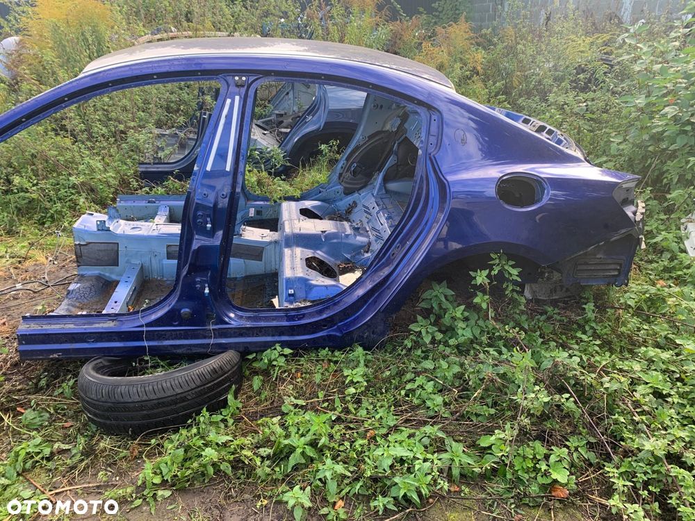 ĆWIARTKA PRAWA LEWA STRONA BŁOTNIK PRÓG SŁUPEK MASERATI GHIBLI III