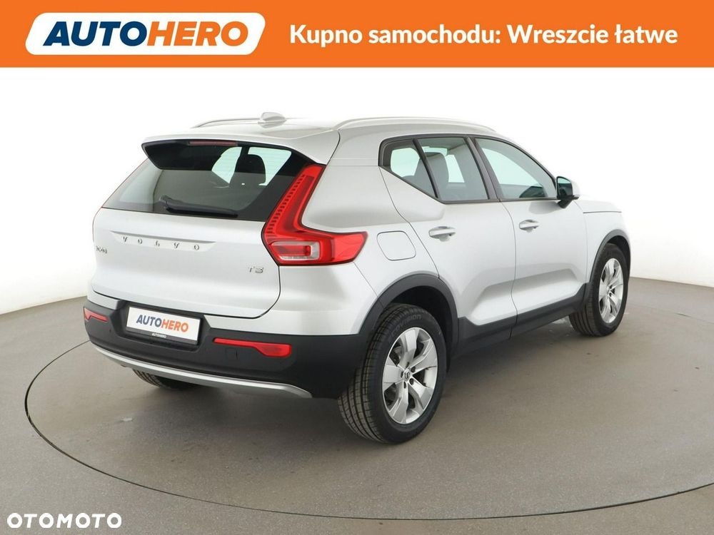 Volvo XC 40 T3 Momentum - 8