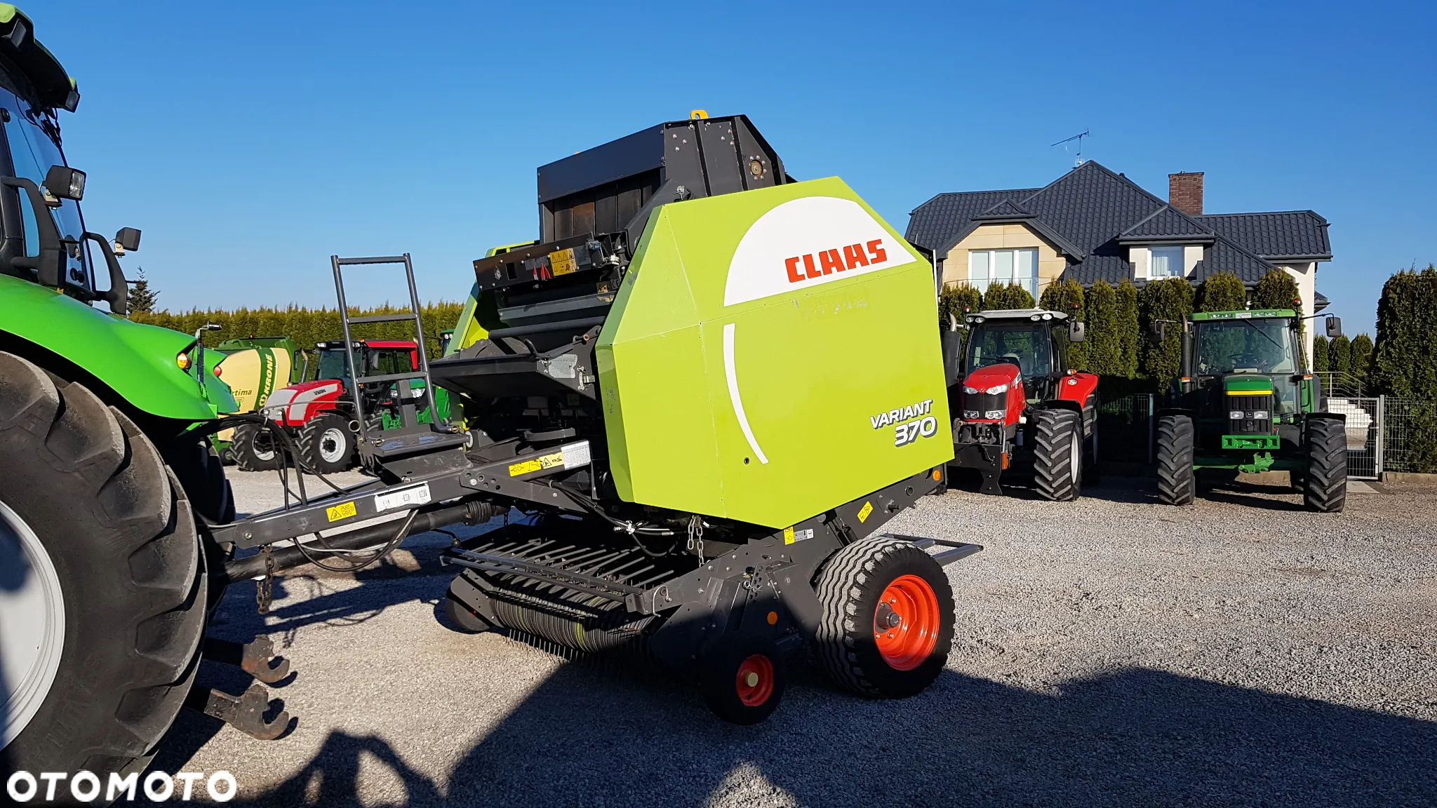 Claas VARIANT 370 - 9