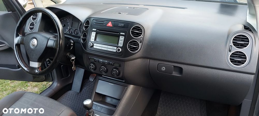 Volkswagen Golf Plus 1.6 Goal - 25
