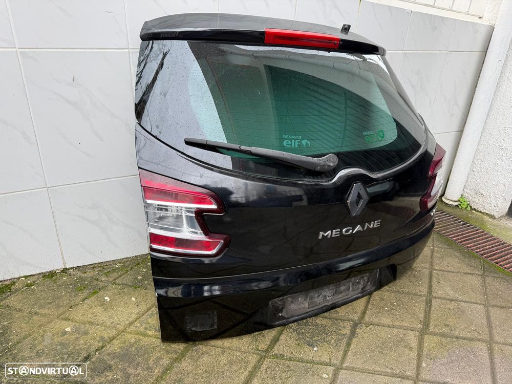 Tampa mala Renault Megane 3 carrinha SW 2012 - 3