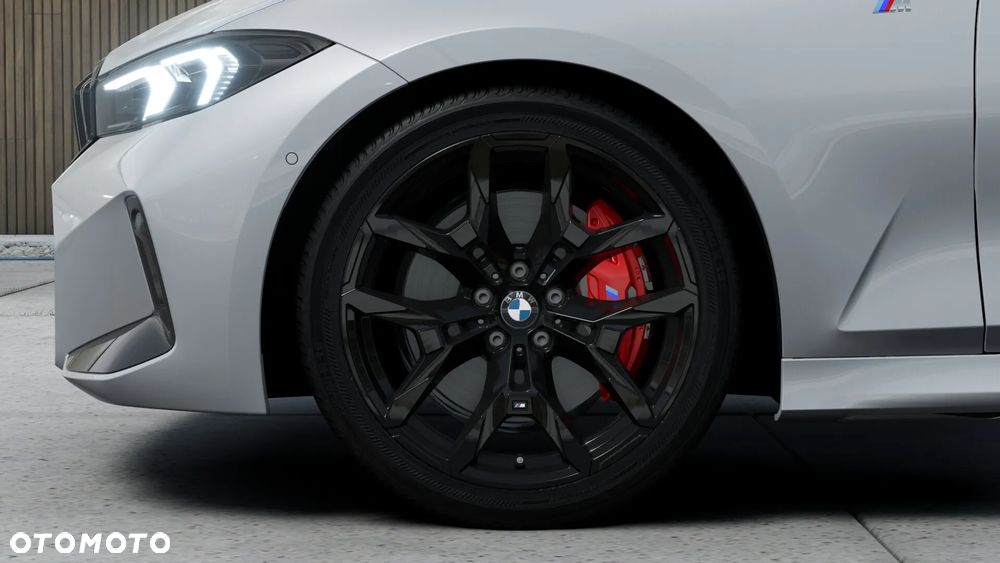 BMW Seria 3 330d xDrive mHEV M Sport - 8