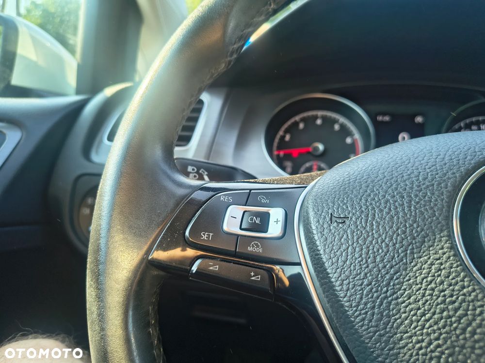 Volkswagen Golf 1.2 TSI BlueMotion Technology Comfortline - 29