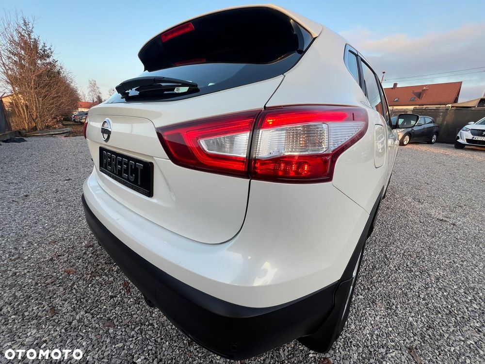 Nissan Qashqai 1.6 DIG-T Tekna - 11