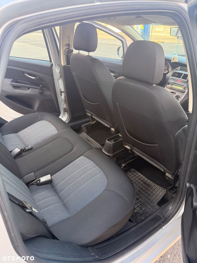 Fiat Linea 1.4 Fresh - 19