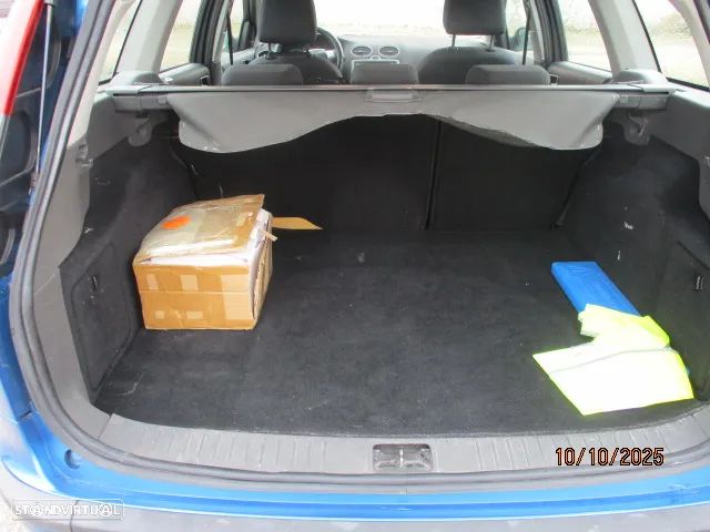 Ford Focus 1.4 16V Connection - 8