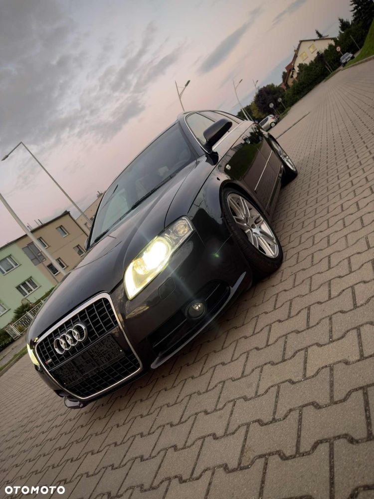 Audi A4 - 1