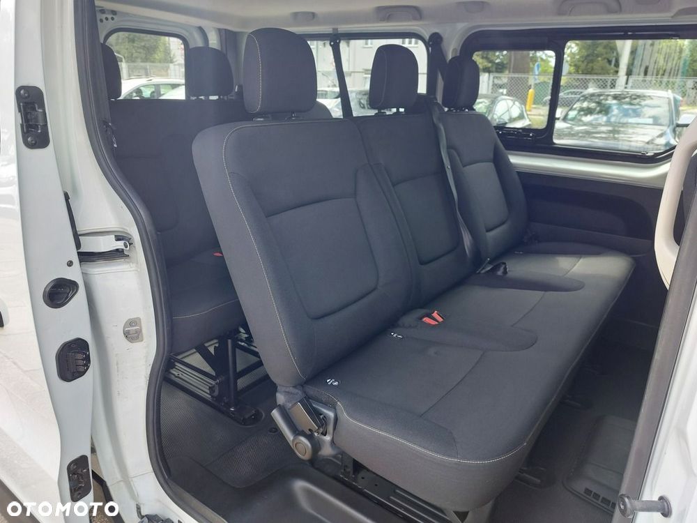 Renault Trafic - 17