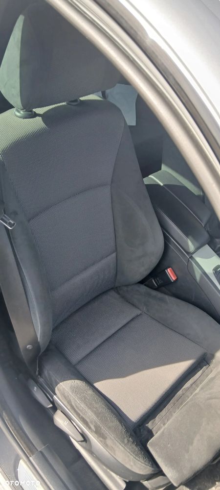 BMW Seria 3 330xi - 8
