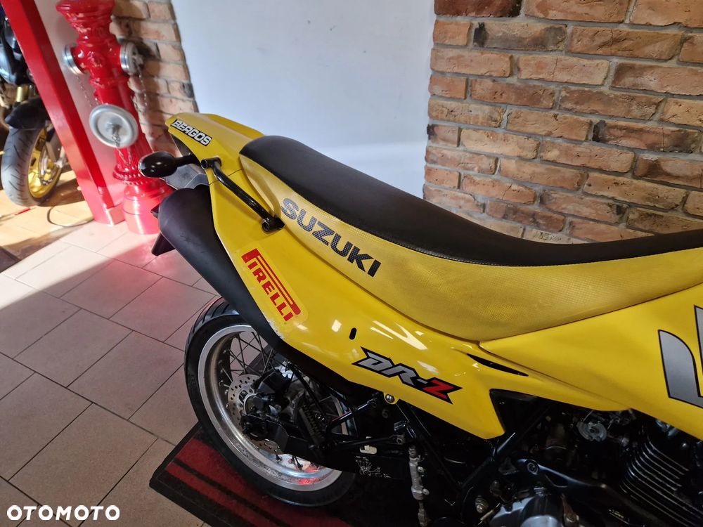 Suzuki DR - 26