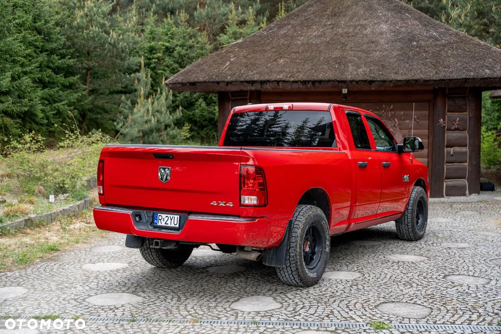 RAM 1500 Quad Cab Sport - 5