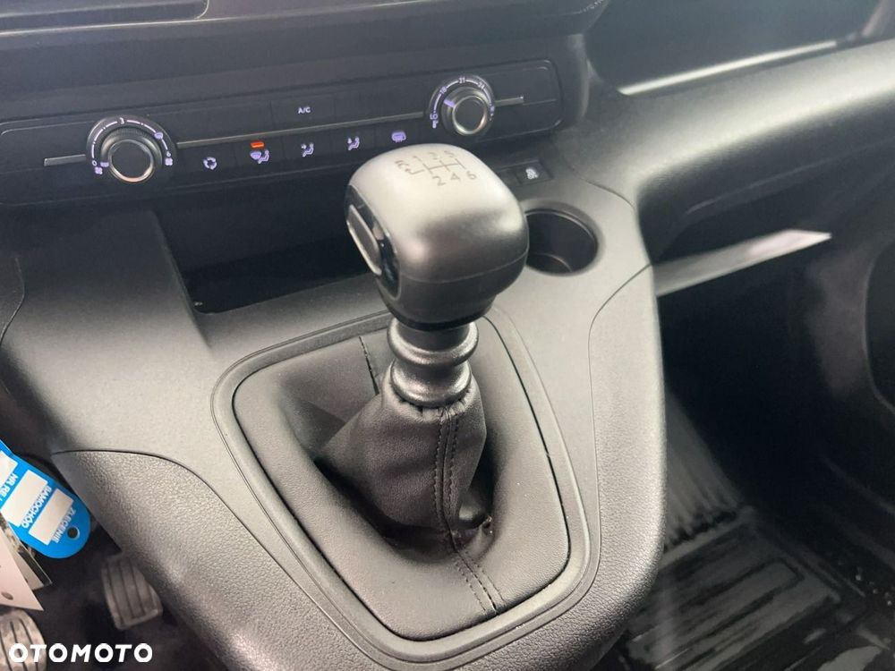 Toyota Proace City - 18