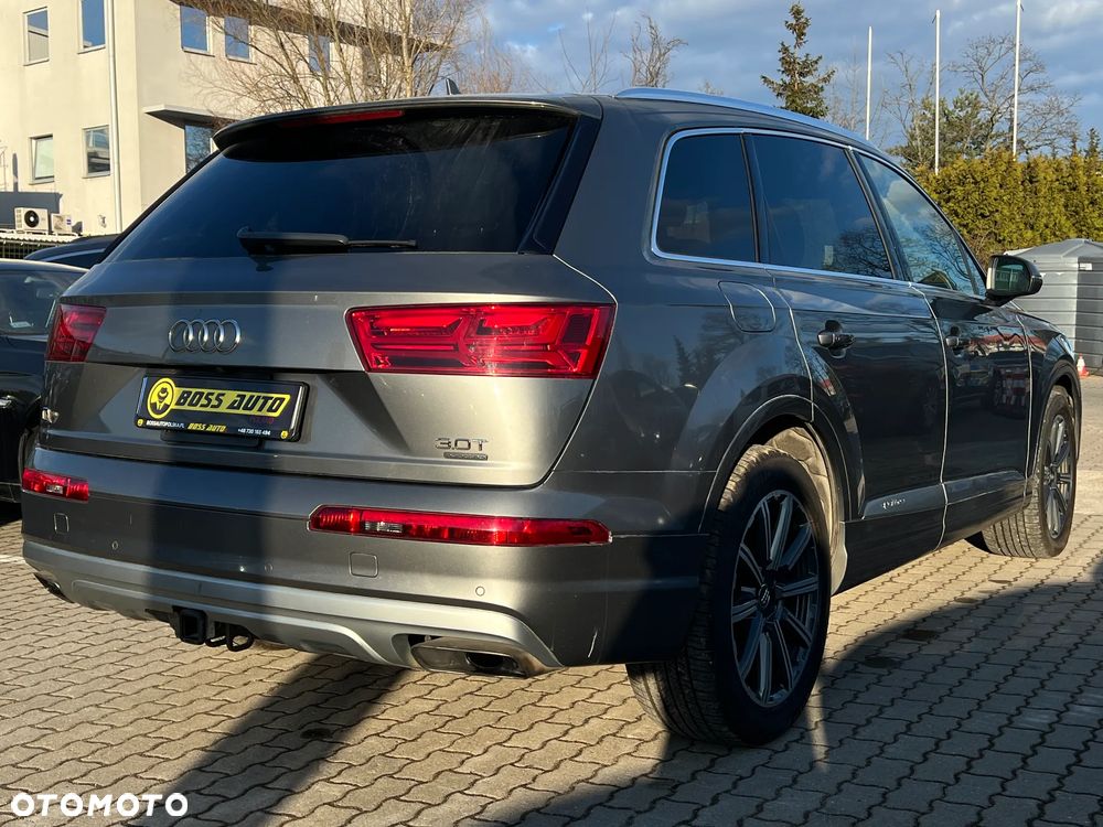 Audi Q7 - 9