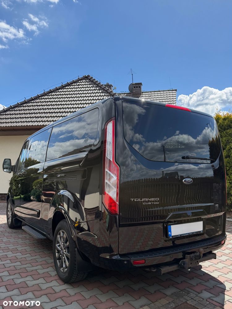 Ford Tourneo Custom - 4