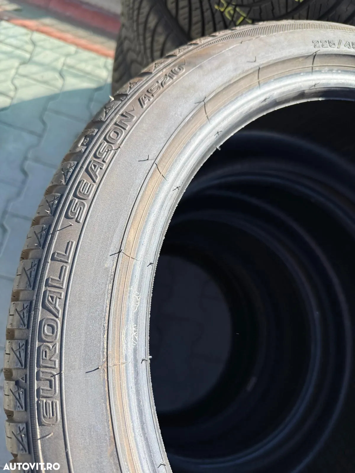 225 45 19, 225/45/19 Allseason Falken - 4