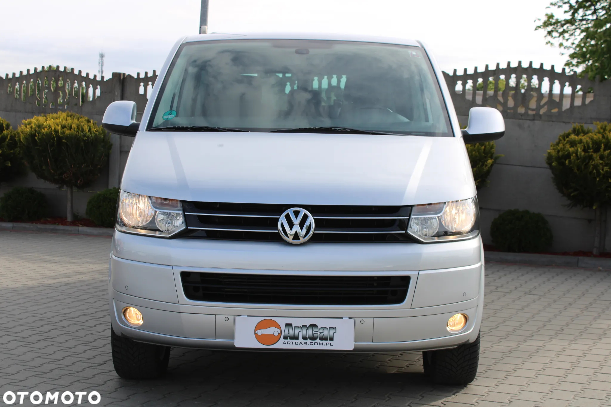 Volkswagen Caravelle - 3