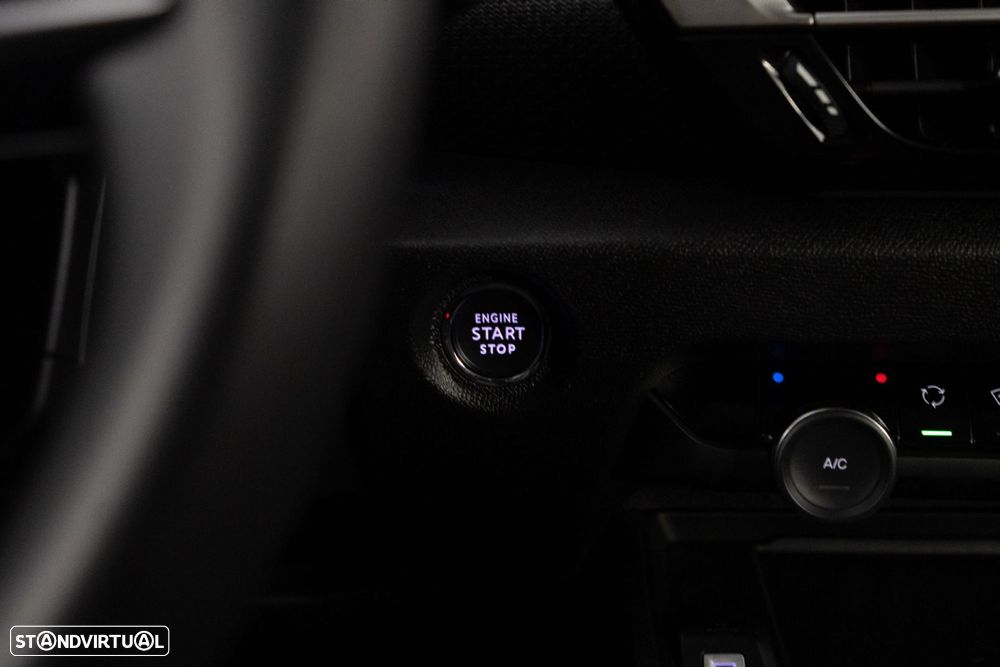 Citroën C4 1.2 PureTech Shine EAT8 - 24