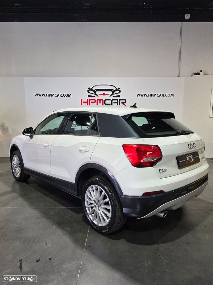 Audi Q2 30 TFSI Design S tronic - 10
