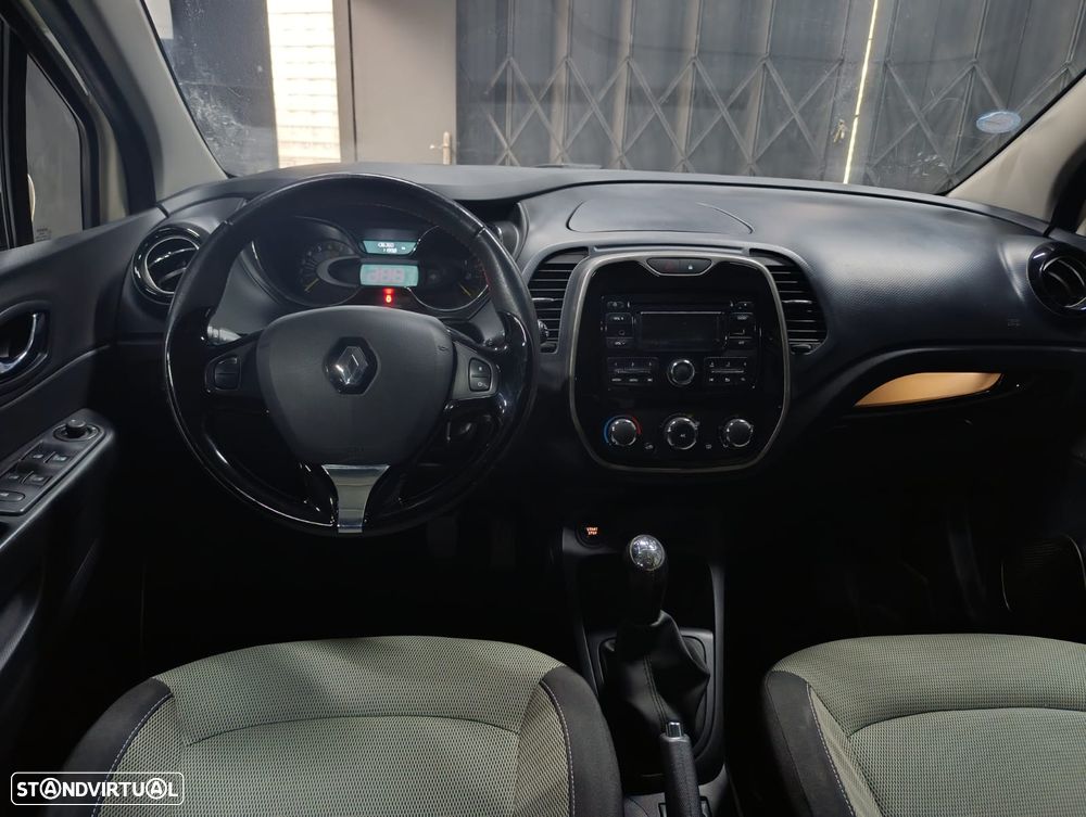Renault Captur 1.2 TCe Evolution - 6