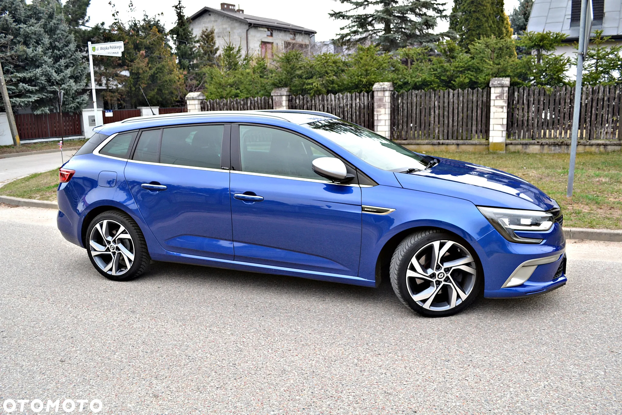 Renault Megane Grandtour ENERGY dCi 165 EDC GT LINE - 24