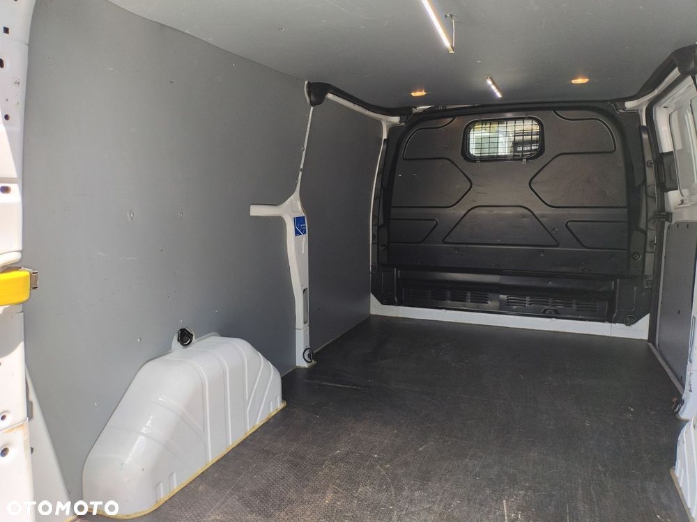 Ford Transit Custom - 12