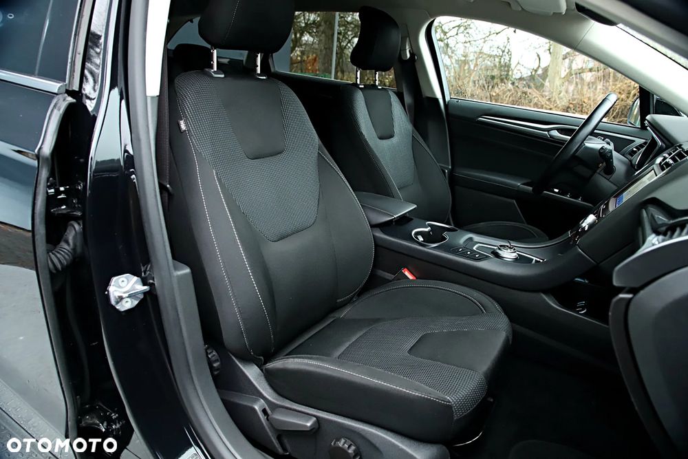 Ford Mondeo 2.0 EcoBlue Titanium - 29