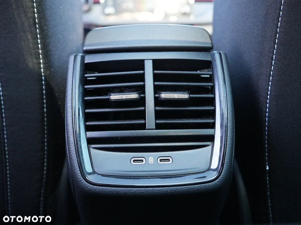 Skoda Kamiq 1.5 TSI Monte Carlo DSG - 40