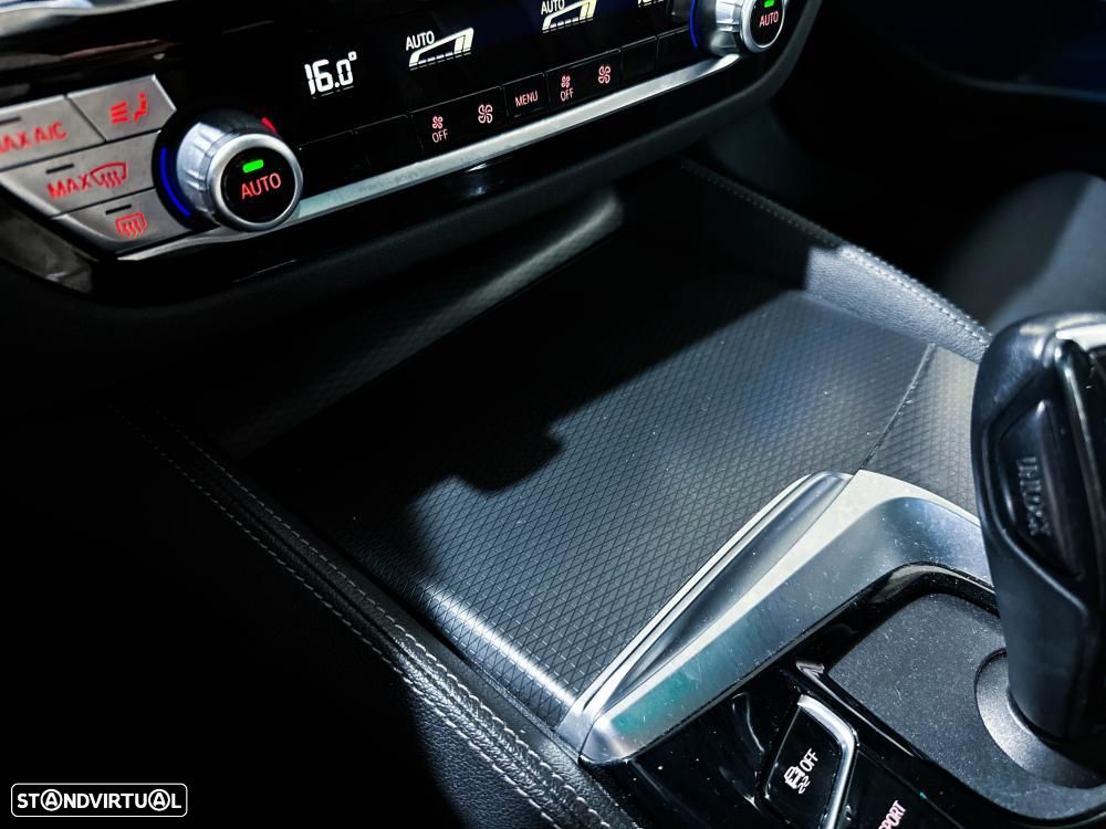 BMW 530 e Pack Desportivo M - 53