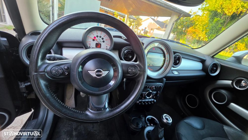 MINI 3 Portas Cooper D - 8