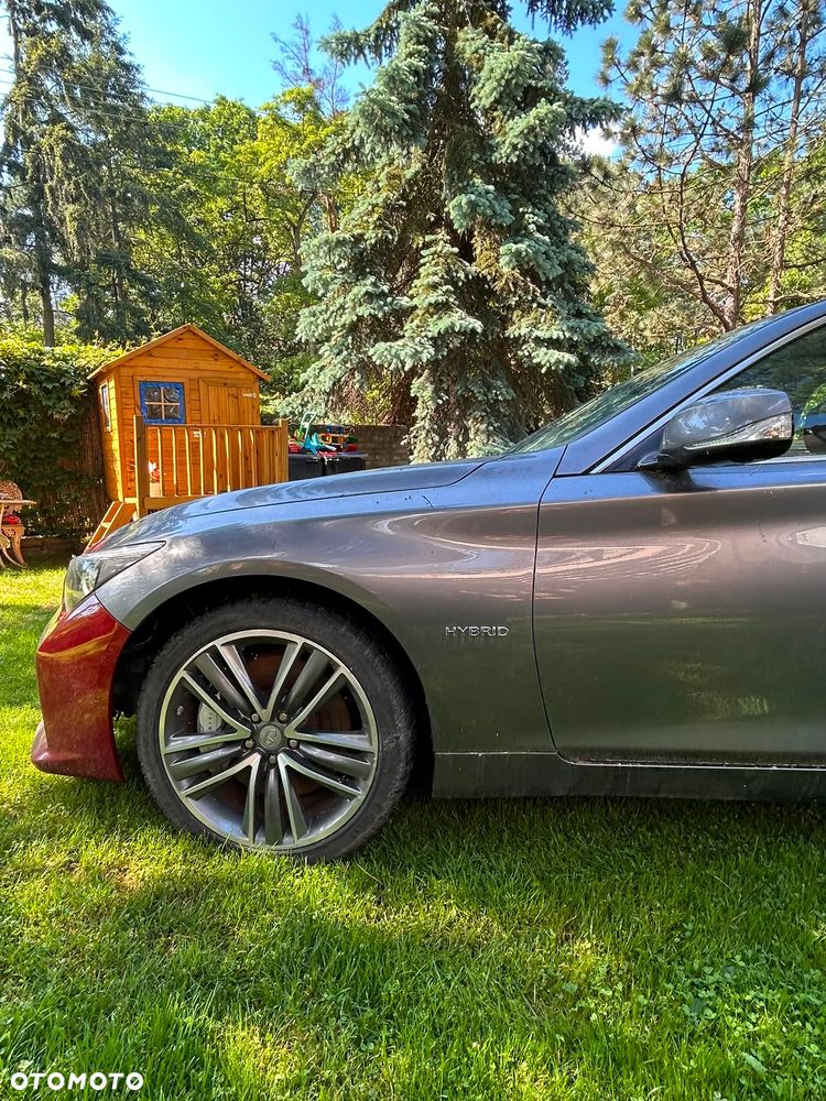 Infiniti Q50 Q50S Hybrid AWD - 2