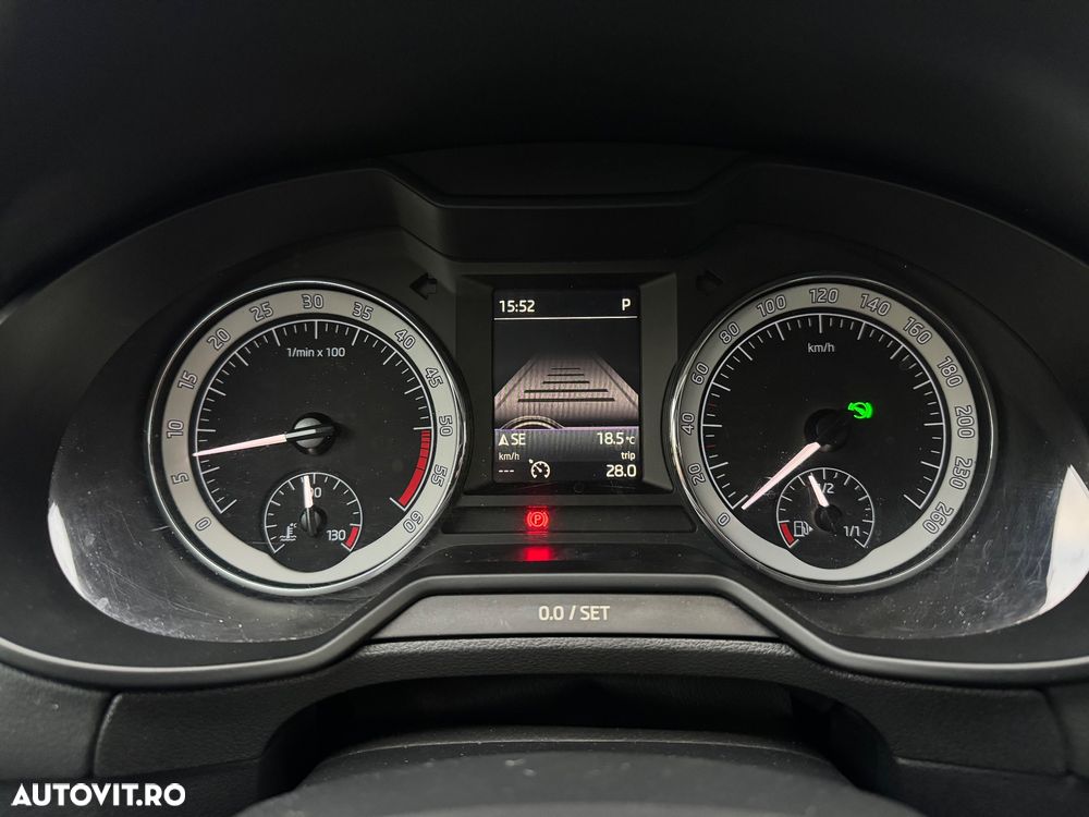 Skoda Octavia 2.0 TDI DSG Style - 17