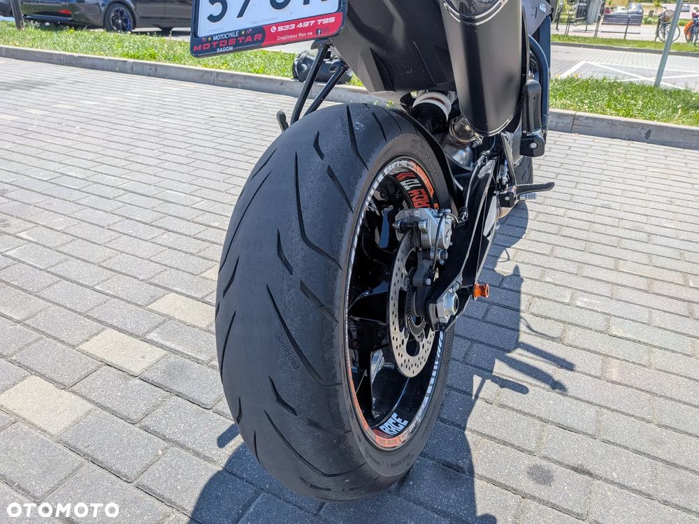 KTM DUKE 890 - 5