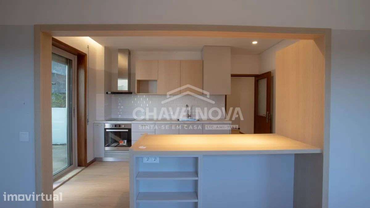 T3 totalmente remodelado, terraço , jardim, garagem 17m2 SD/04595AMT - Grande imagem: 3/29