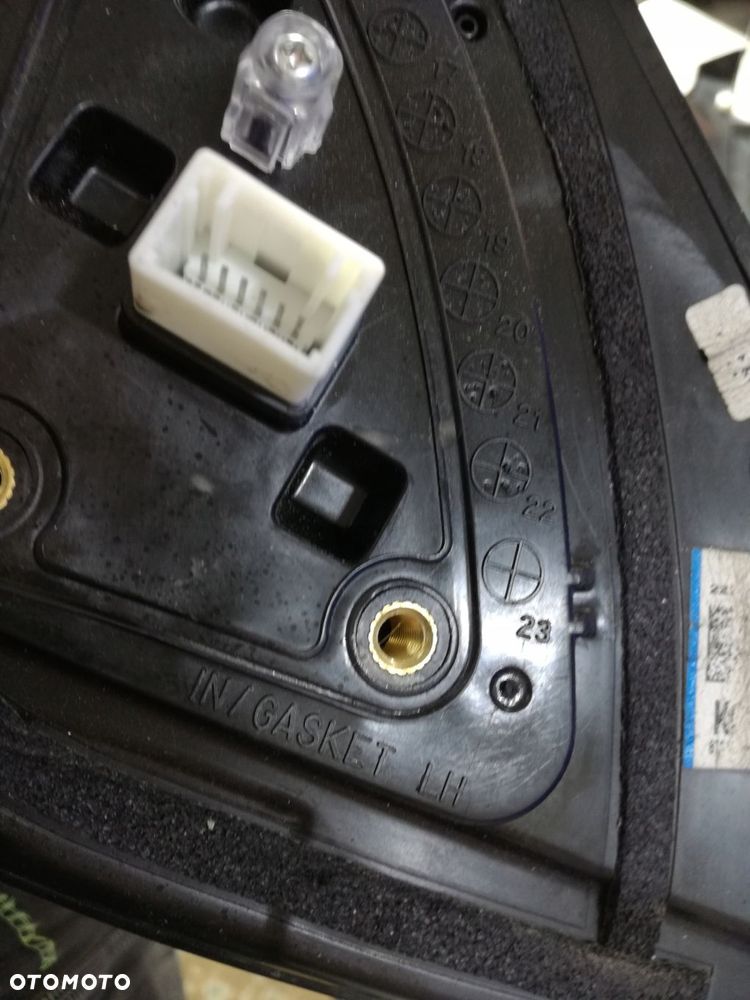 hyundai kona od 2017 lusterko lewe kompletne 6-pinów - 6