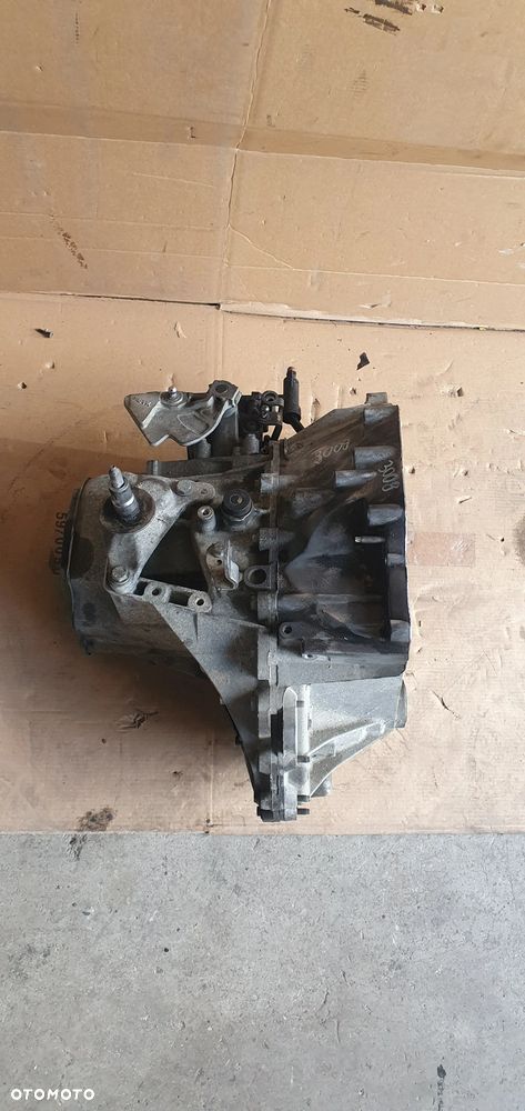 Skrzynia biegów manualna Peugeot 3008 1.6 THP 20EA04 - 1